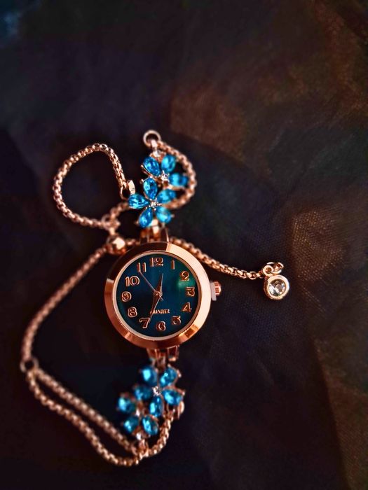 Ceasuri elegante de Dama Quartz