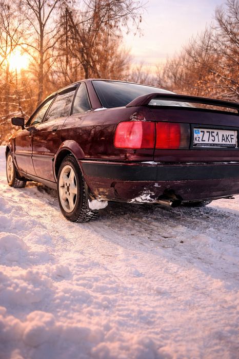 Продам ауди 80 б4