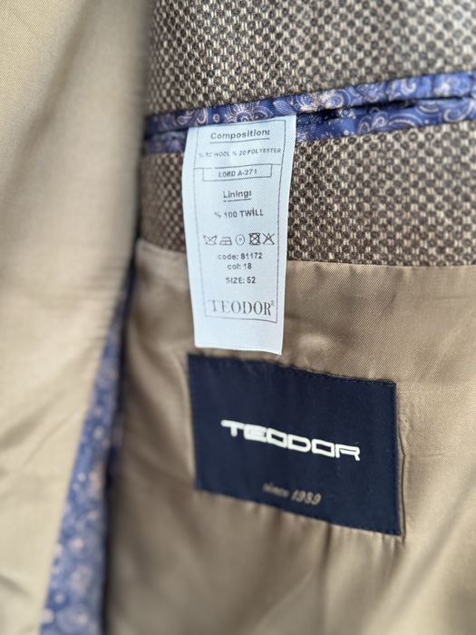 Мъжко сако от вълна, Теодор