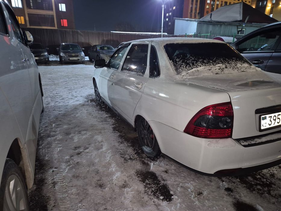 Продам срочно приора 2013г