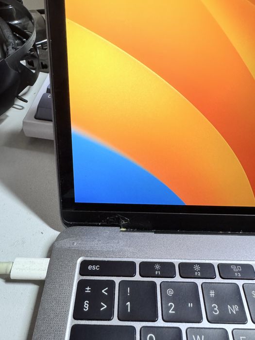 Macbook pro 2017 13-inch 128 gb