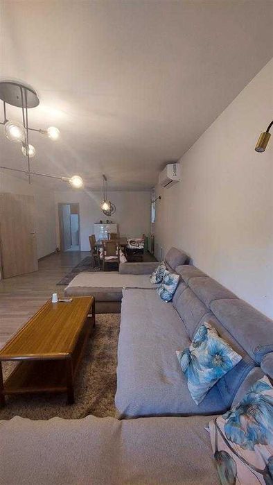 Дава се под наем Етаж от къща в Пловдив, Център - 120 кв.м за 408 € - Снимка #1