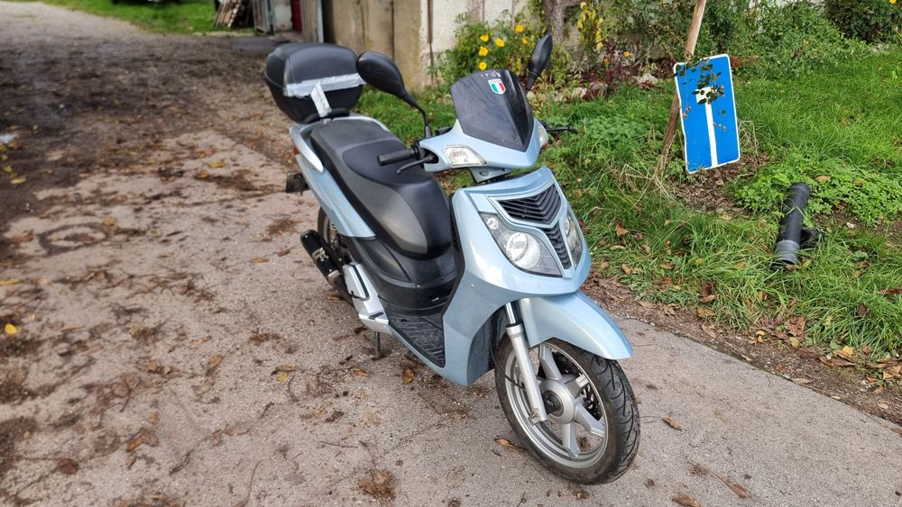 Scuter Keeway outlook 125