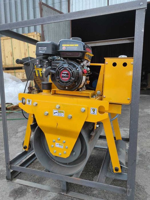 Дорожный виброкаток