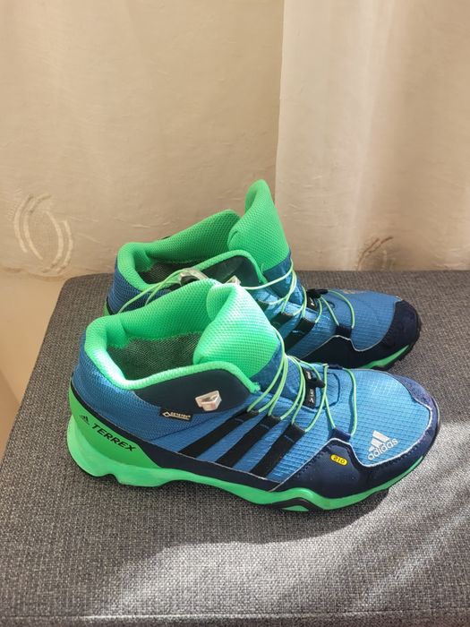 Vind Ghete Iarna Adidas