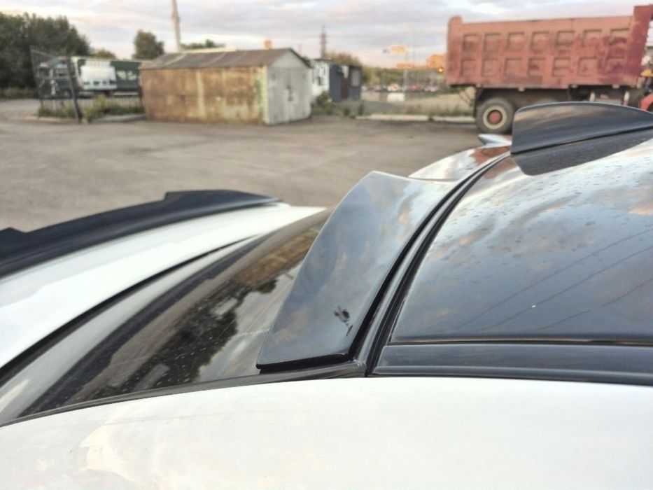 BMW E60 спойлер и козырек