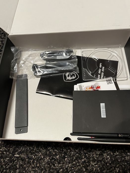 Kit Ryzen 7 5700g+Mobo msi x570s+16gb ram crucial balistix