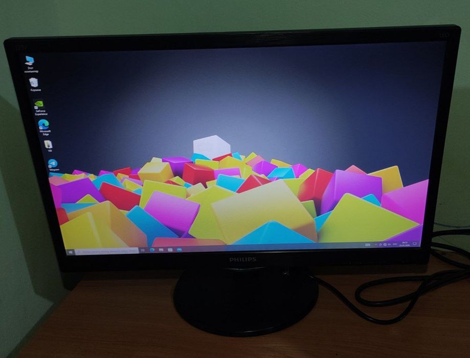 Srochna Igravoy kompyuter srochna sotiladi.