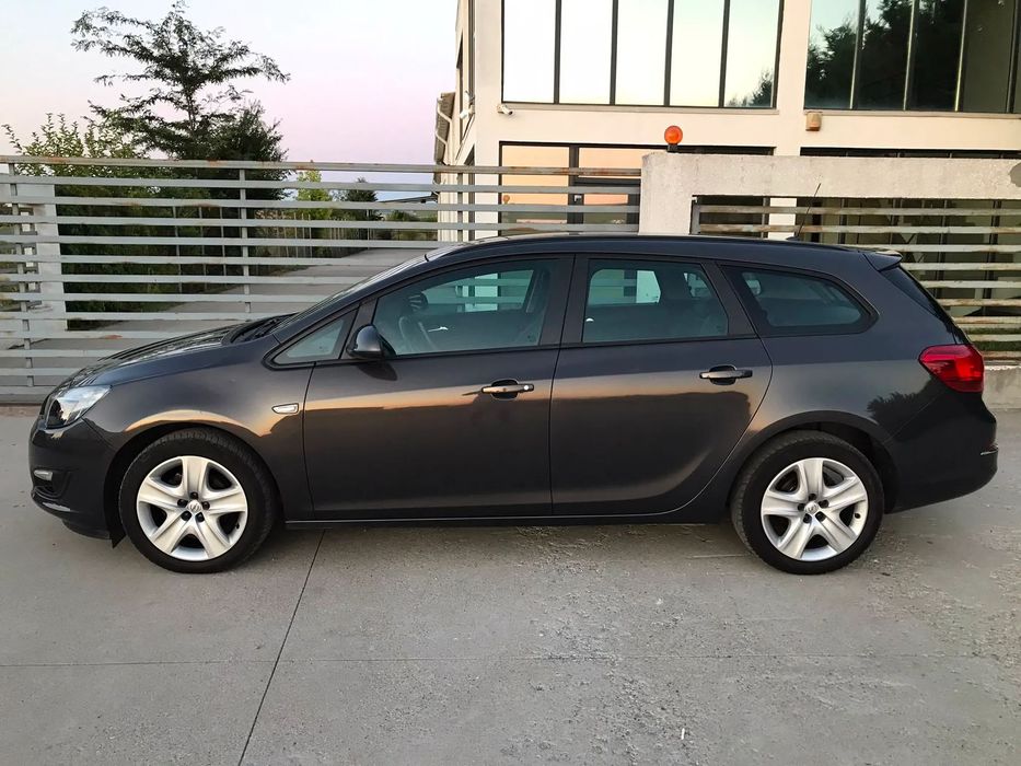 Opel Astra 1.4 BENZINA+GPL , 140 cp , EURO 6 , pilot automat , ac. functional