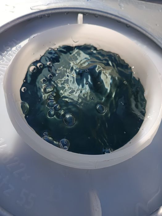 Бидони 1000 литра,Цистерни един тон