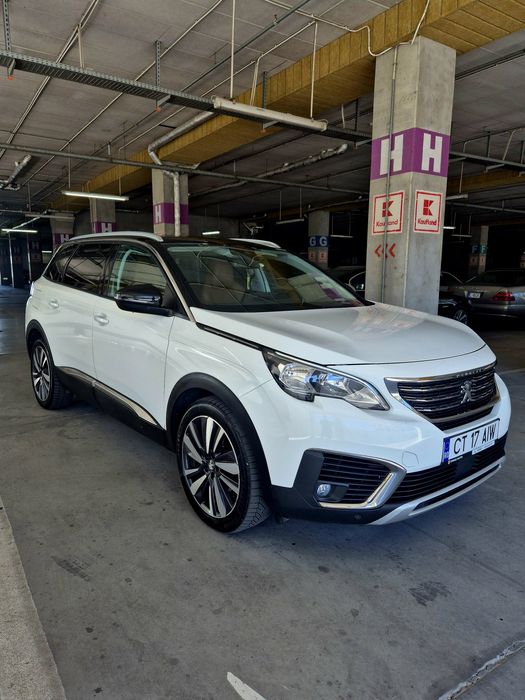 Vând Peugeot 5008 , an 2019 , TVa inclus deductibil