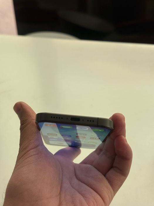 Iphone 15 Pro 256 Gb simkartali