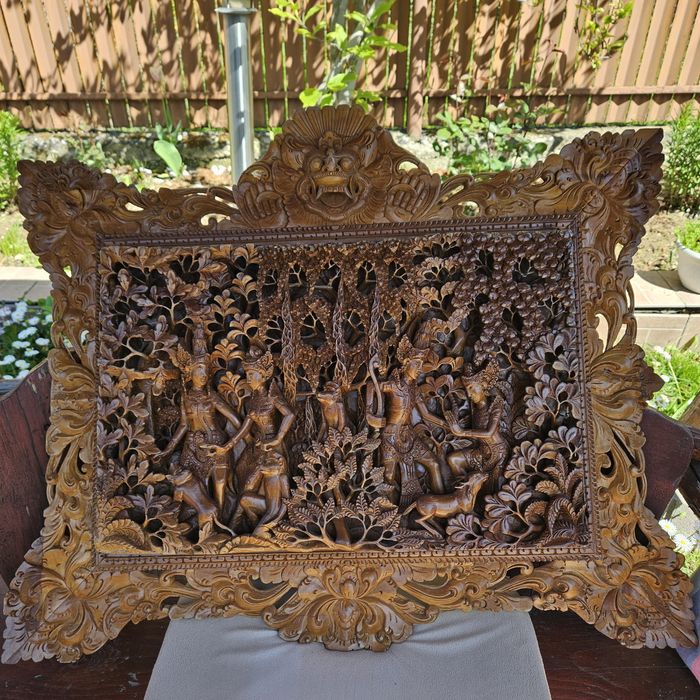 Tablou sculptat in lemn exotic, o piesa autentica de artizanat balinez