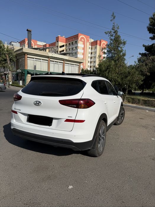 Hyundai Tucson mashina