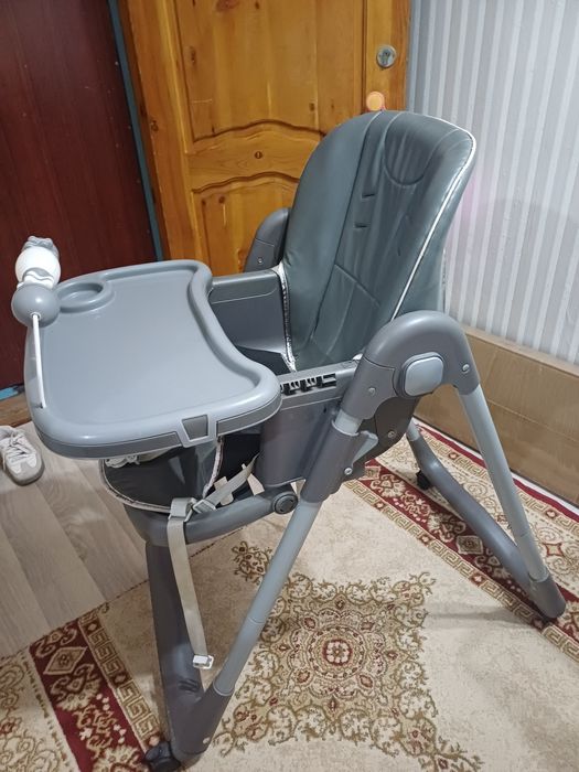 Продам стульчик для кормления