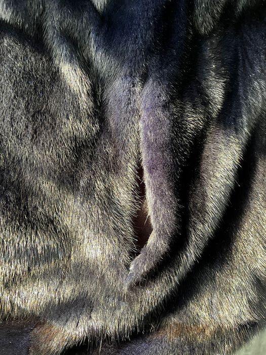 Продам норковую шубку