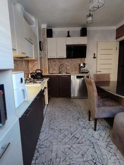 Продажа 3-комнатной квартиры