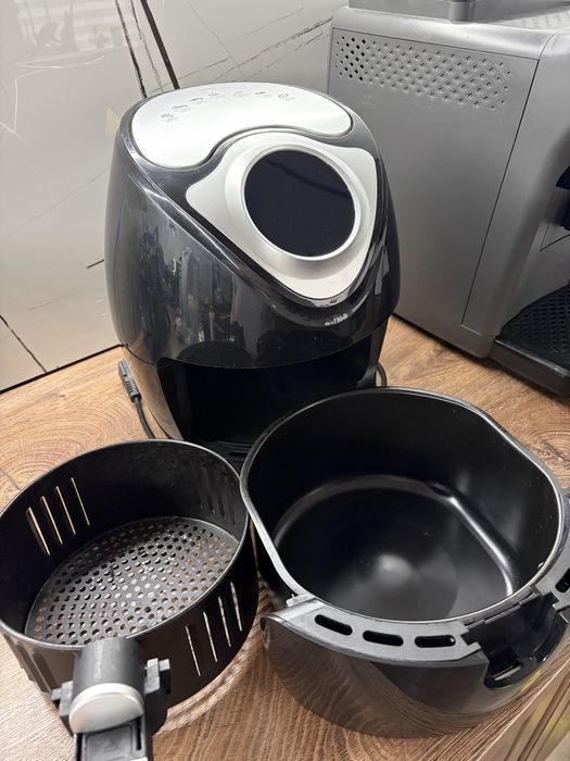 Air Fryer/Фритюрник с горещ въздух