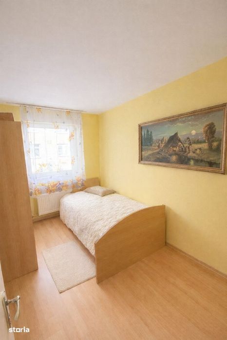 Apartament 3 camere, decomandat, etaj 1/4, zona Calea Bucuresti!