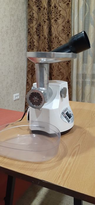 Продаю мясорубку бренд KENWOOD