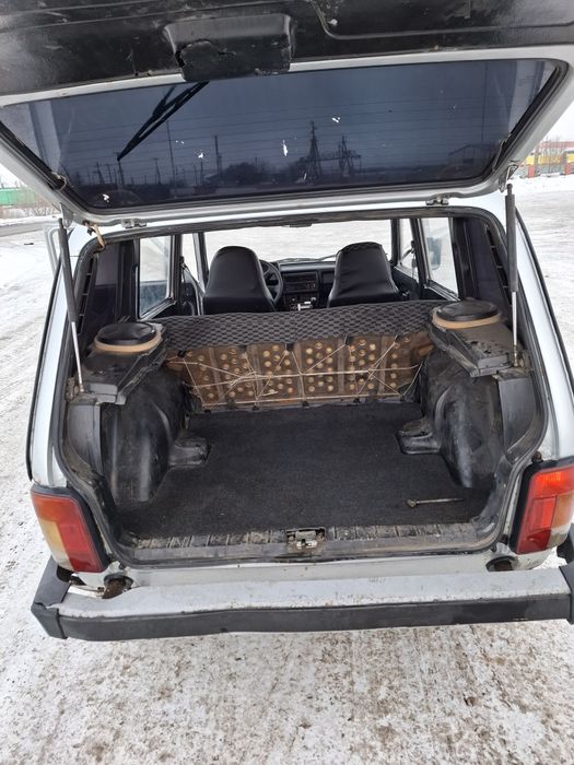 Продам ниву 21214