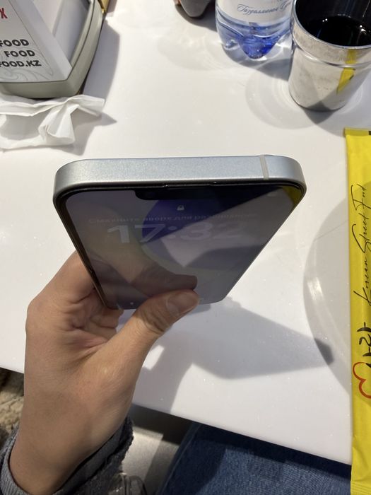 Продам IPhone 14 128GB