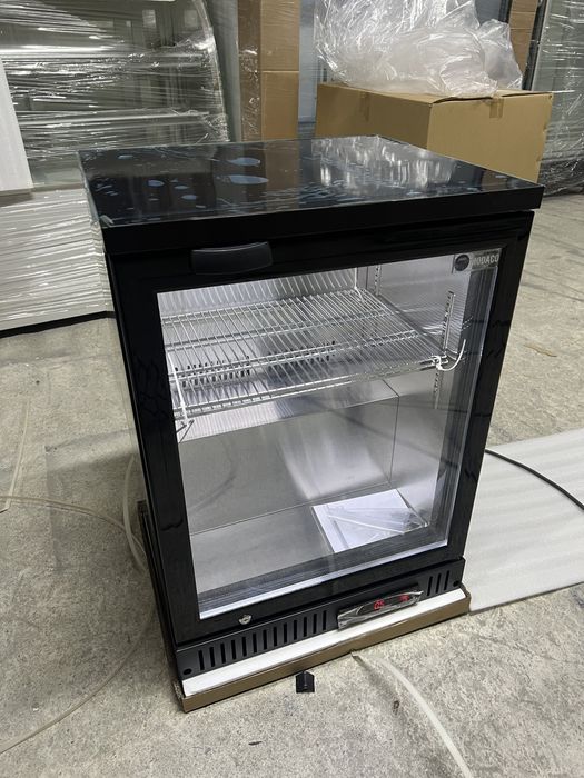 Vitrina frigorifica minibar MOD150, 60x54x84 cm, LED, racire ventilata