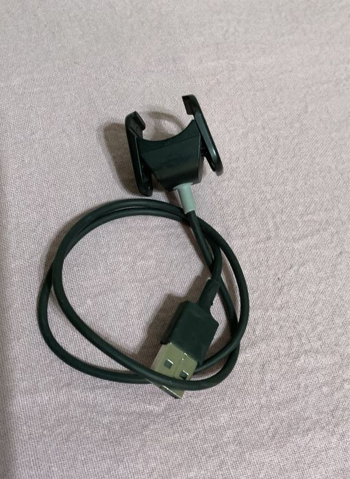 cablu ORIGINAL pentru ceas Garmin si Fitbit