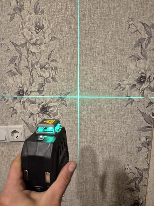 Parkside лазерен нивелир PKLLP 360 B3