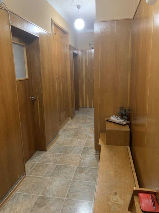 Дава се под наем Тристаен апартамент в Плевен, Широк център - 112 кв.м за 433.5 € - Снимка #7