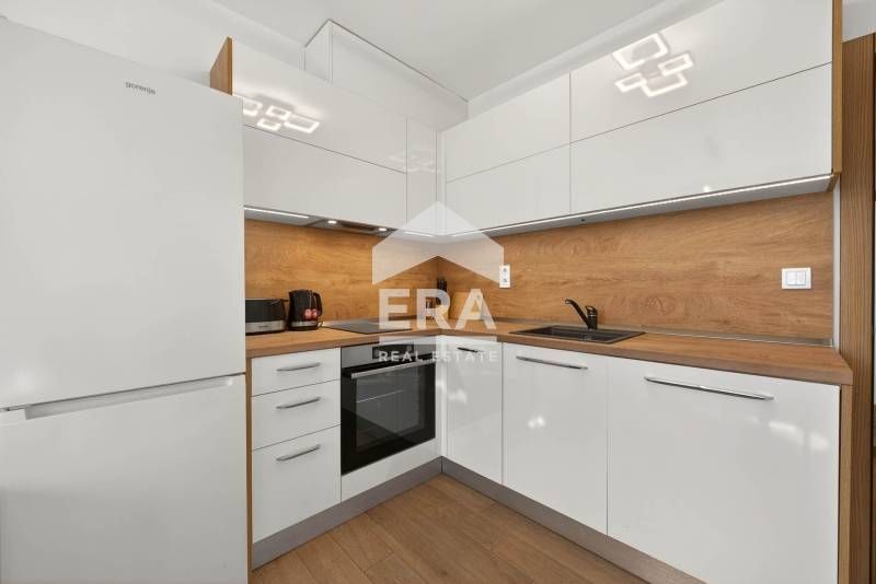 Продава се Двустаен апартамент в Варна, м-т Траката - 53 кв.м за 1317 €/кв.м - Снимка #3