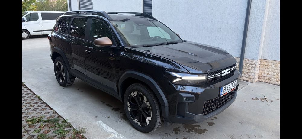 Dacia Bigster avariat:lovit
