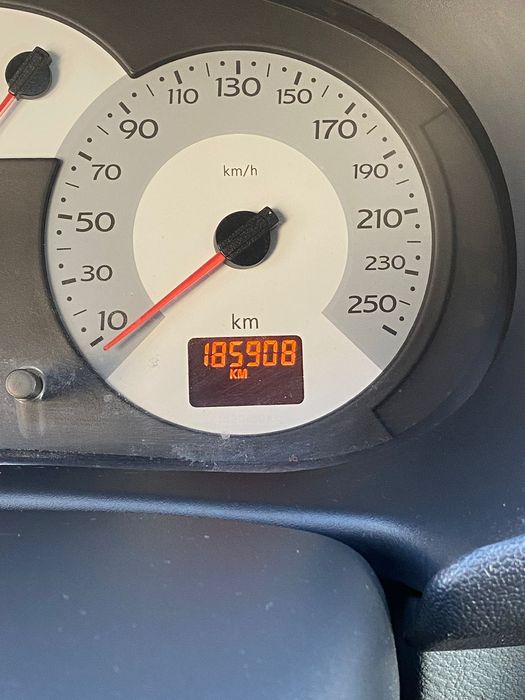 Renault Symbol 1.4 MPI