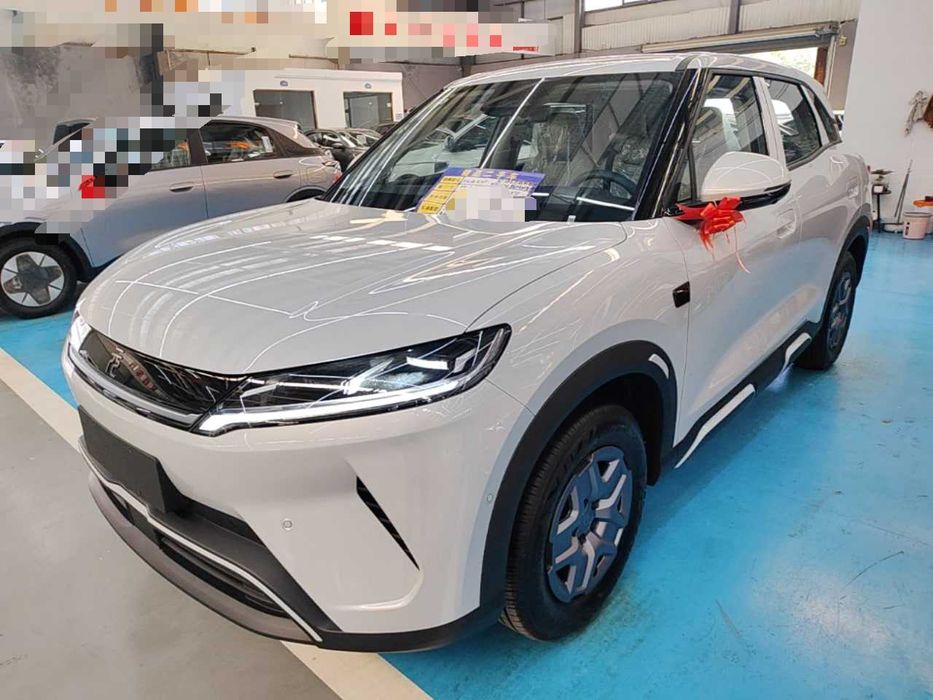 BYD Yuan UP Intelligent Driving Version 401 KM Dynamic Edition