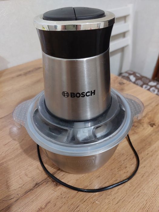 Продам измельчитель блендер