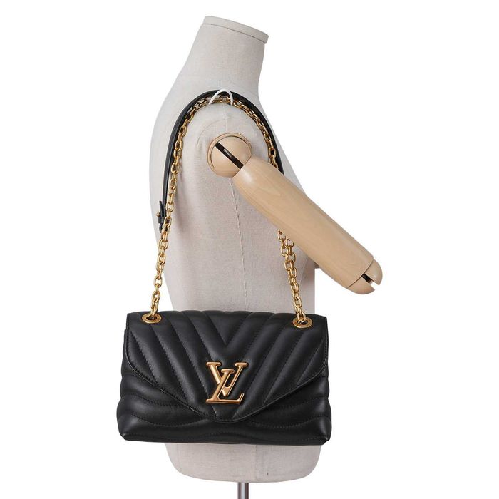 Louis Vuitton Черна Кожена Дамска Чанта от гладка телешка кожа