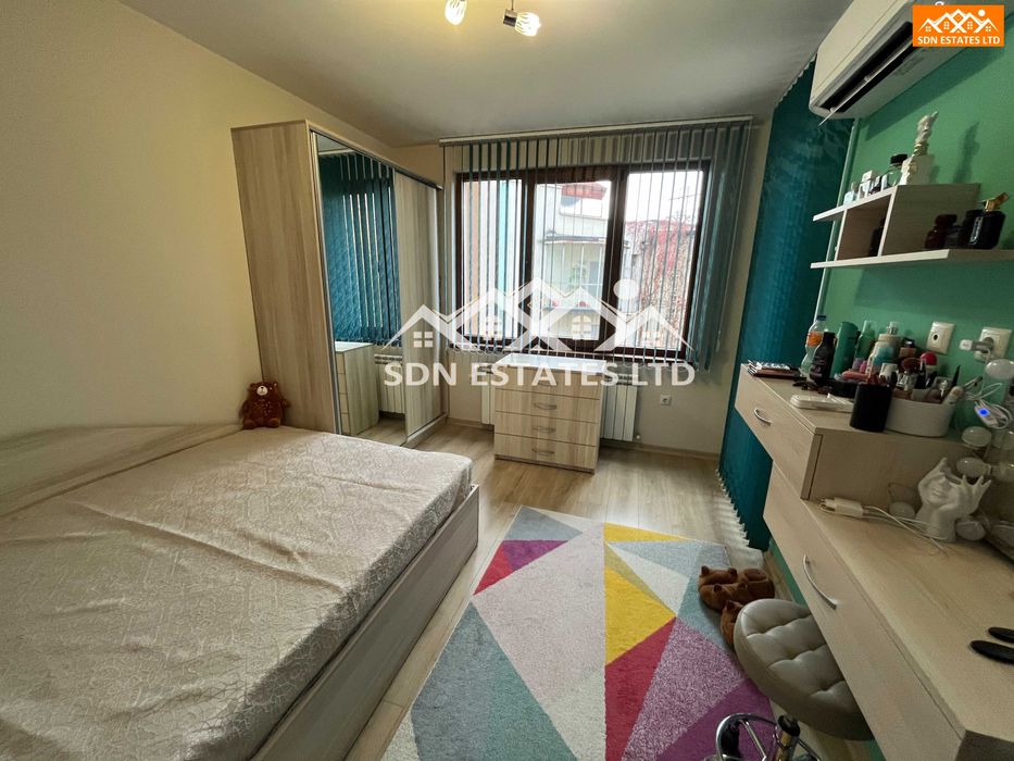 Продава прекрасен напълно обзаведен апартамент с три спални до Лидл