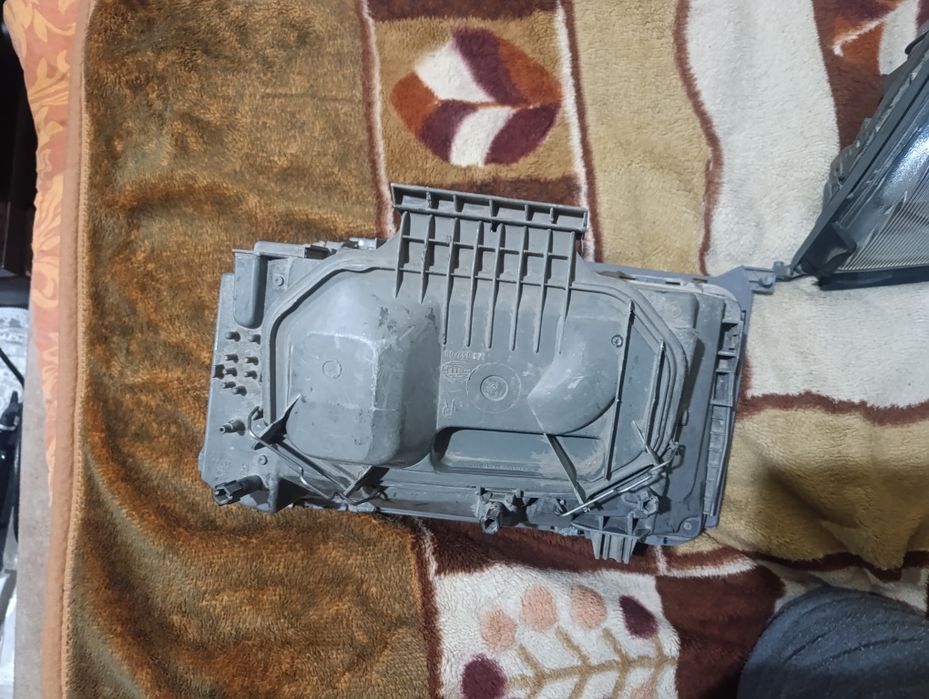 Фары на Мерседес 124 простой