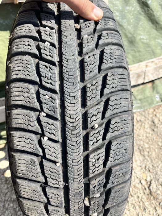 Jante cu anvelope de iarnă golf 6