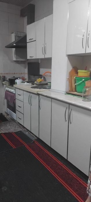 Uy sotiladi srochna Qora qamish 2/4