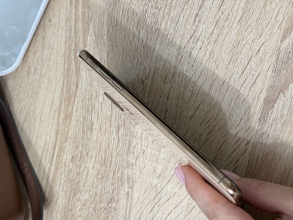 Продаю Iphone Xs Max