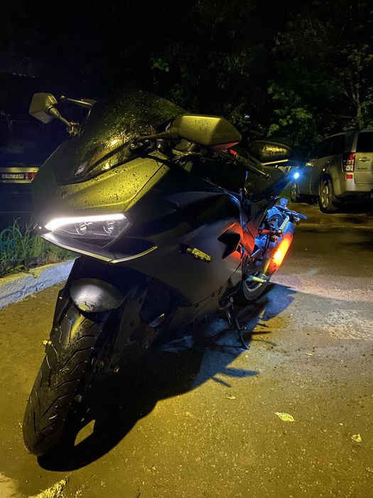 Продам Ducati panigale электробайк