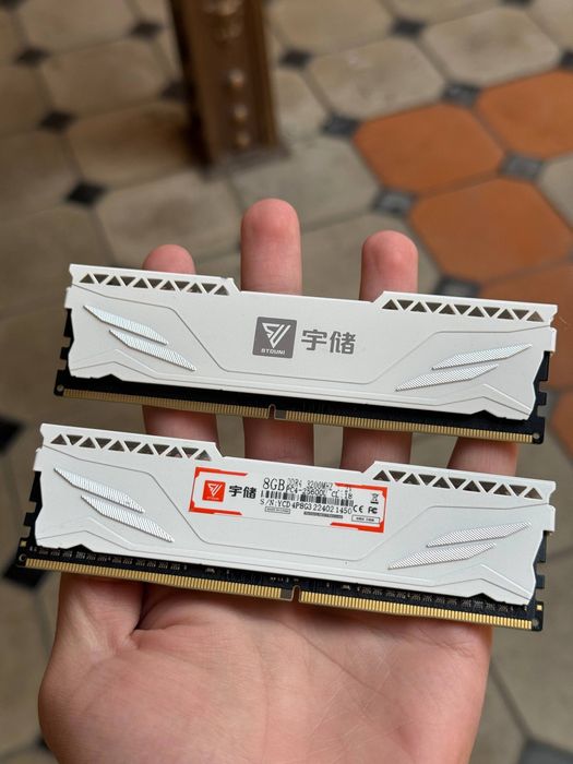 ddr4 ozu ram Corsair Vengeance RGB 8Gbx2 16Gb 3000Mhz Cl16 Radiator