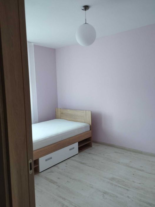 Дава се под наем Едностаен апартамент в Плевен, Дружба 3 - 45 кв.м за 306 € - Снимка #1