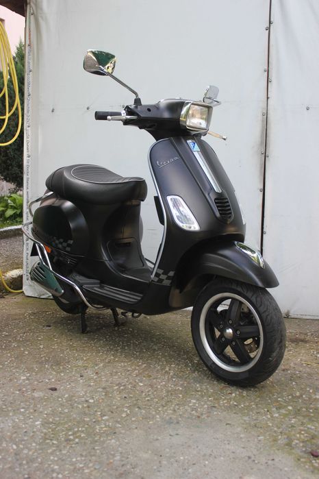 Piaggio Vespa S50 sport 4T - 50 cc 2012