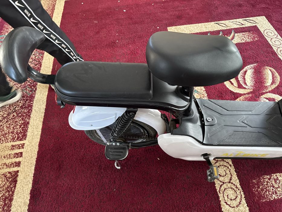 электроный сомакат скутер