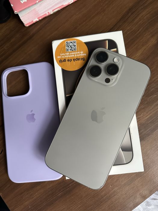 iPhone 16 Pro Max