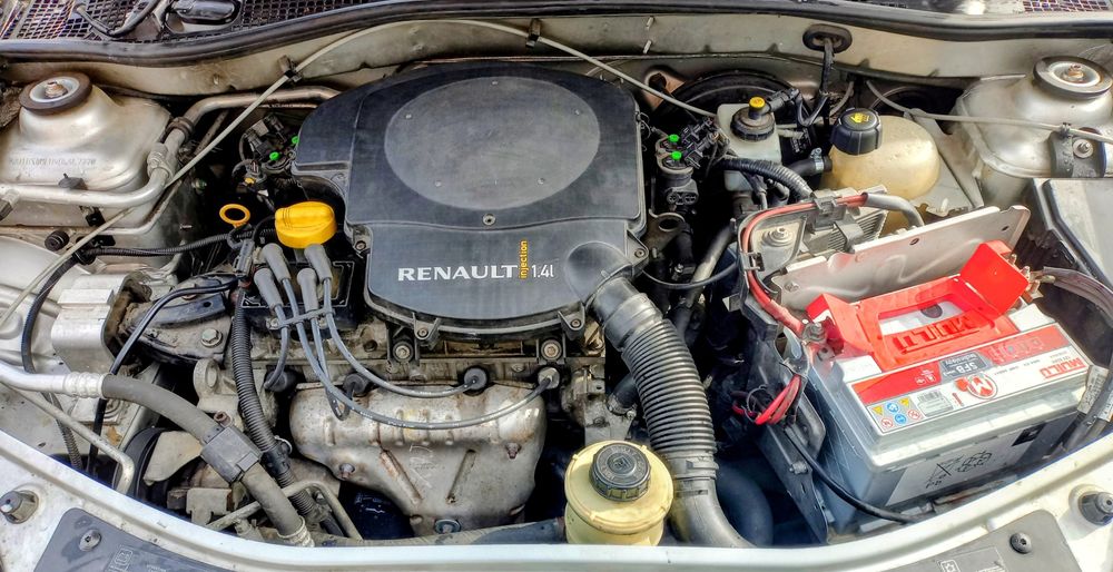 Дачия Сандеро 1.4 газ/бензин