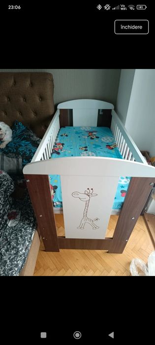 Pătuț din lemn pentru bebeluși