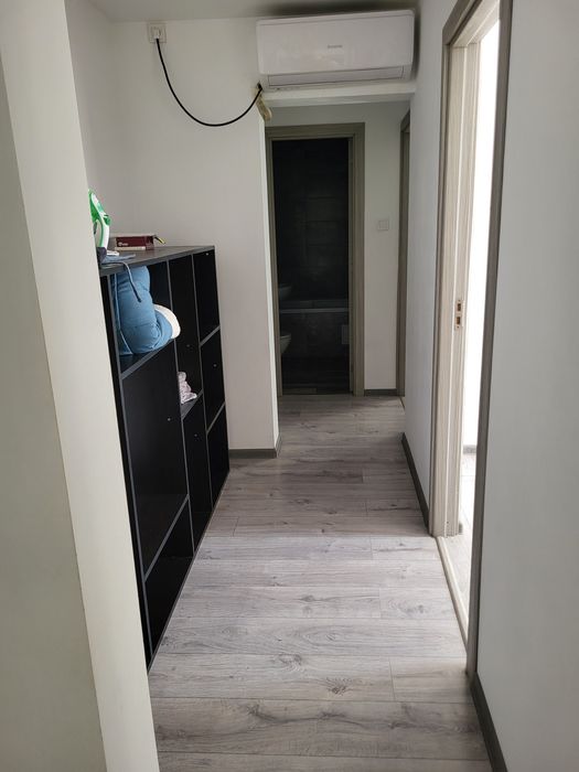 Inchiriez apartament cu 3 camere